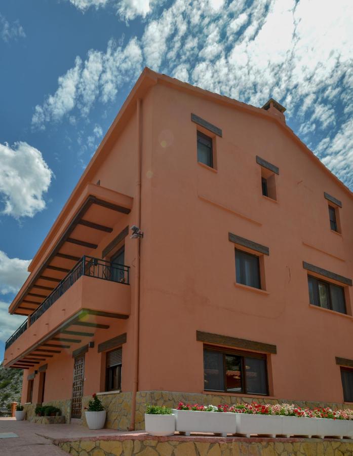 La Casita De El Cuervo Bed & Breakfast Bagian luar foto