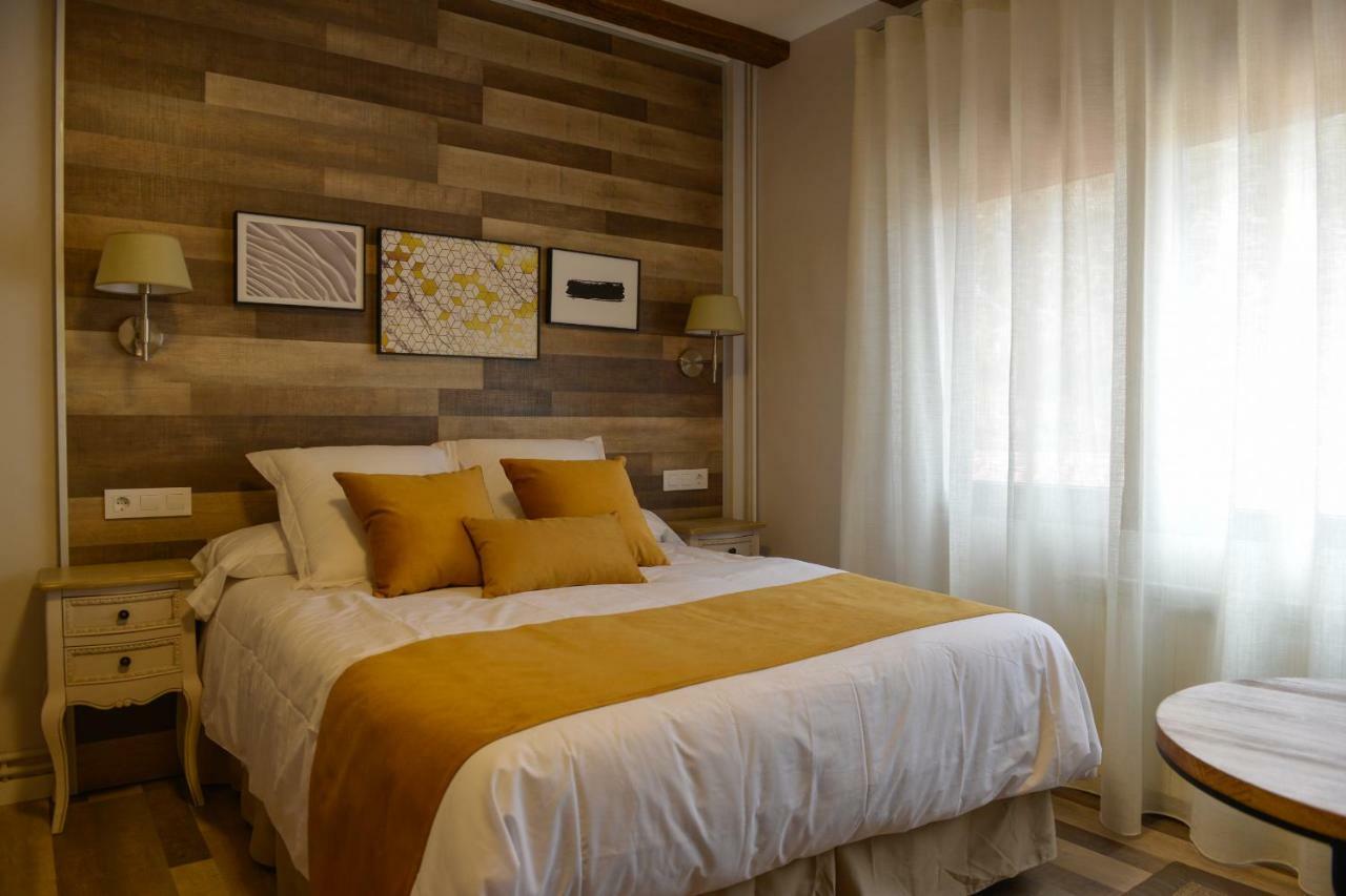 La Casita De El Cuervo Bed & Breakfast Bagian luar foto