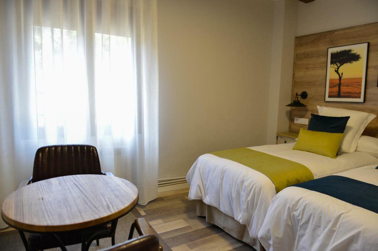 La Casita De El Cuervo Bed & Breakfast Bagian luar foto